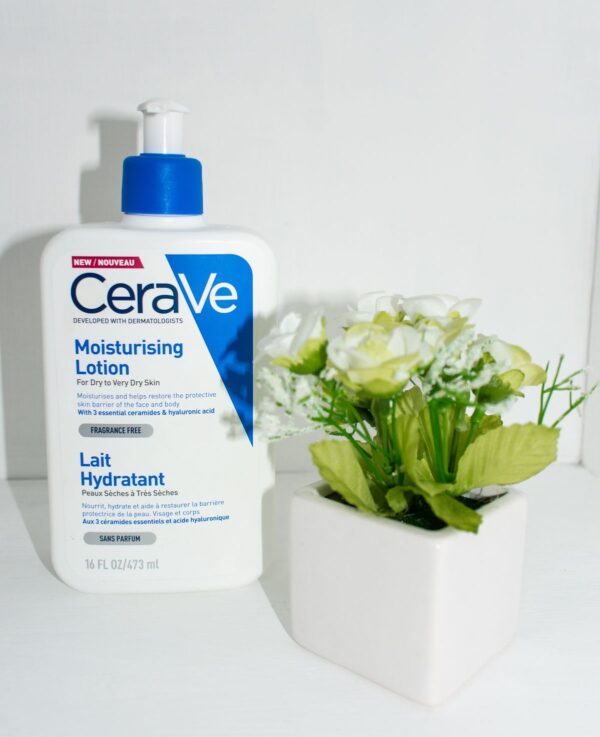 CeraVe Cleansers and Lotion 473 ML - Image 3