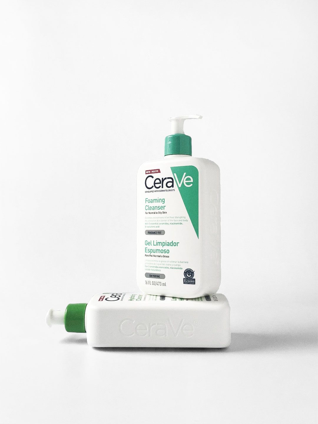 CeraVe Foaming Facial Cleanser (473ml) - Image 2